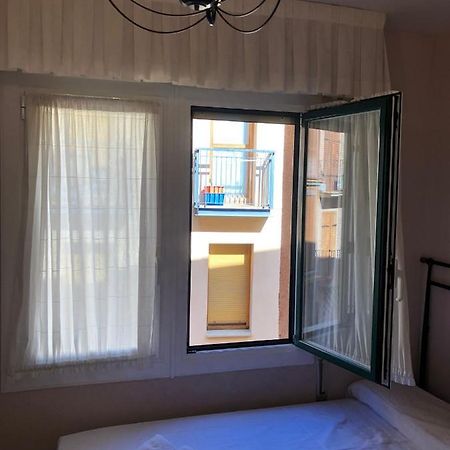 Habitacion Doble Hotel Естеля Екстериор снимка