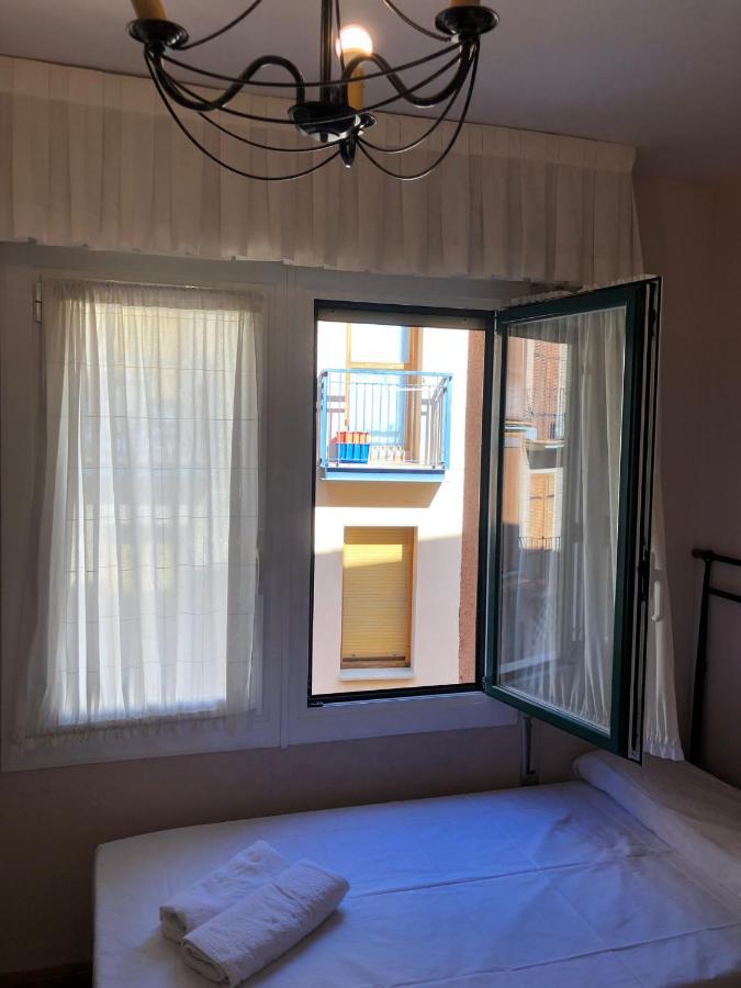 Habitacion Doble Hotel Естеля Екстериор снимка